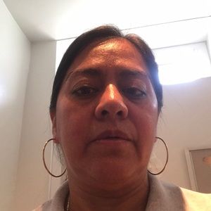 Meet your Posher, Aura